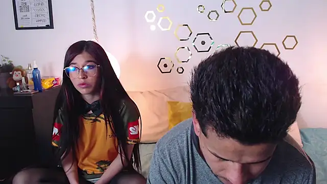 Snapshot of Provincute chatting on 10-15-25, 03:28 Provincute online show from 10-15-25, 03:28