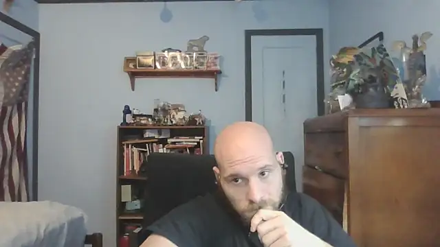 Snapshot of PDrents chatting on 09-09-25, 06:18 PDrents online show from 09-09-25, 06:18