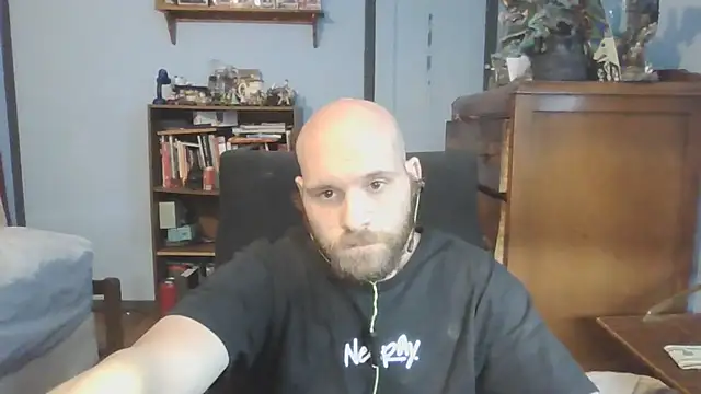 Snapshot of PDrents chatting on 09-16-25, 08:43 PDrents online show from 09-16-25, 08:43