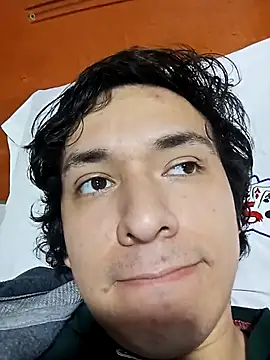 Snapshot of AngelRevery chatting on 09-26-25, 05:28 AngelRevery online show from 09-26-25, 05:28