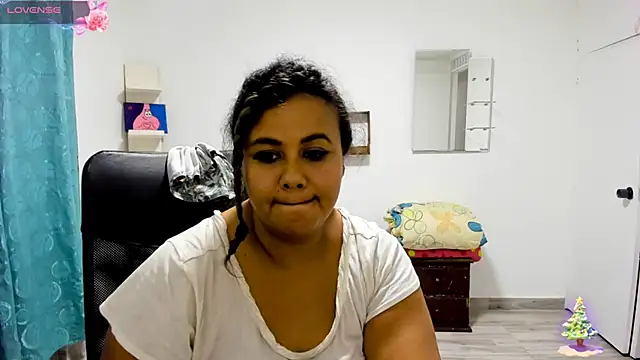 Snapshot of brent_rossy chatting on 12-13-24, 02:43 brent rossy online show from 12-13-24, 02:43