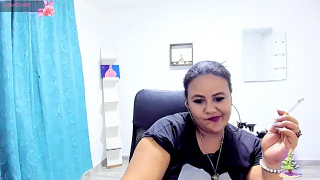 Snapshot of brent_rossy chatting on 12-14-24, 04:12 brent rossy online show from 12-14-24, 04:12