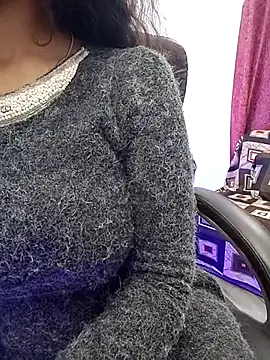 Snapshot of SEEMA_127 chatting on 11-21-25, 05:39 SEEMA 127 online show from 11-21-25, 05:39