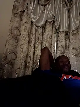 Snapshot of lathadon chatting on 01-17-26, 08:08 lathadon online show from 01-17-26, 08:08