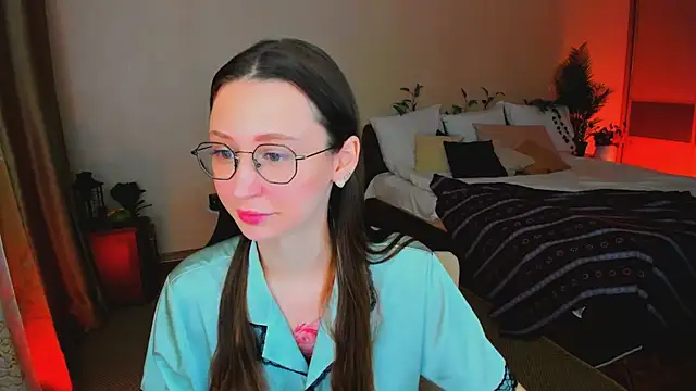 YourLovellyStory online show from 02-09-26, 11:36