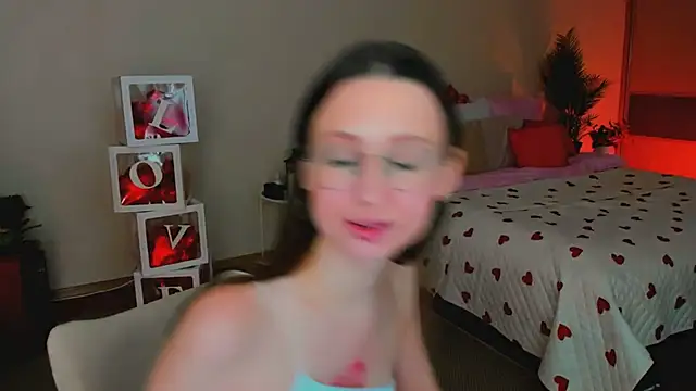 YourLovellyStory online show from 02-13-26, 12:01