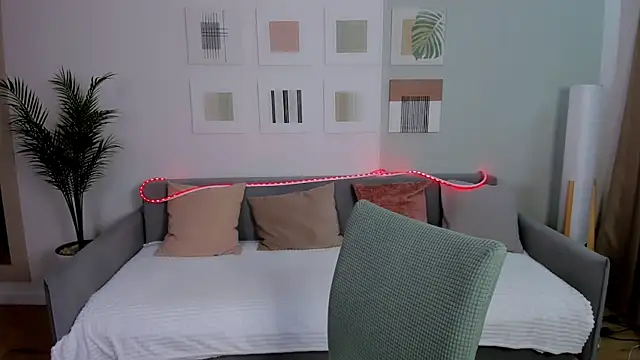 SensitiveSooul online show from 04-21-26, 04:23