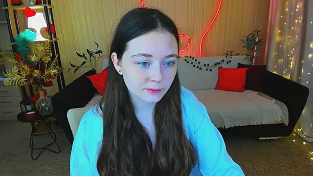 AlluringLookk online show from 04-19-26, 04:28