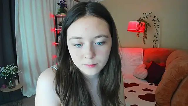 Snapshot of AlluringLookk chatting on 07-02-26, 12:22 AlluringLookk online show from 07-02-26, 12:22