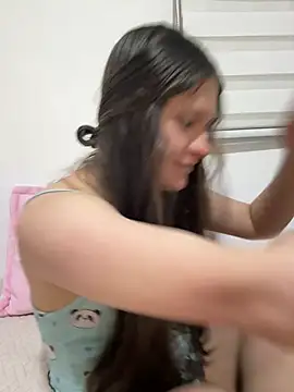 Emilyybennet  online show from 03-28-26, 05:18