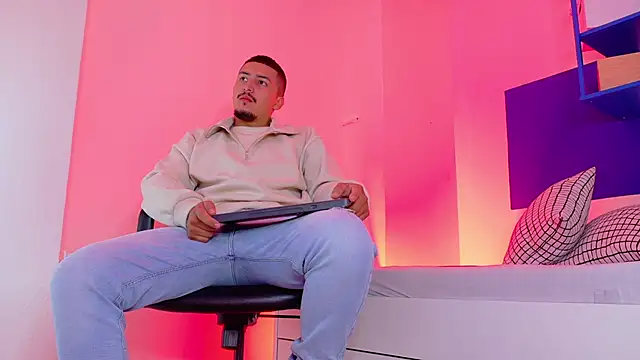 MrFox   online show from 02-20-26, 11:32