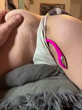 heycutie18 online show from 10-24-25, 11:45