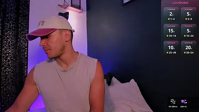 MarkSantozz online show from 04-15-26, 07:58