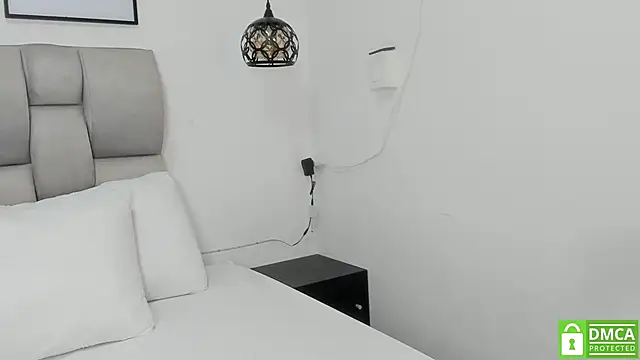 Ava Bonny online show from 04-21-26, 04:41