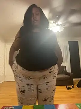 Cocomamii1 online show from 11-11-25, 02:33