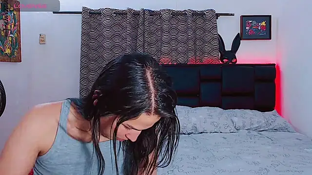 Snapshot of Azley_sweet chatting on 01-05-26, 07:17 Azley sweet online show from 01-05-26, 07:17