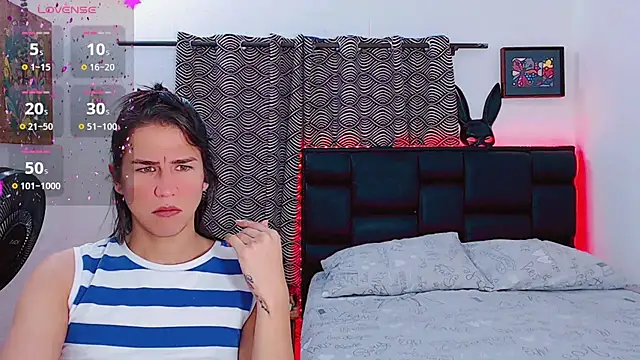 Snapshot of Azley_sweet chatting on 01-07-26, 12:29 Azley sweet online show from 01-07-26, 12:29