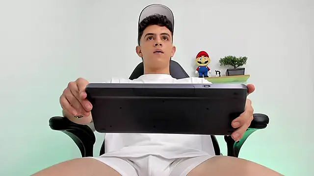 Mikecooper online show from 02-03-26, 02:53