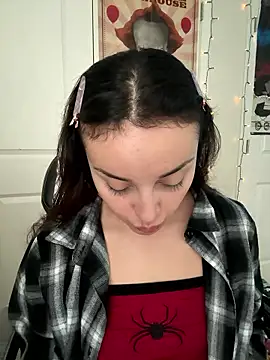 CharmingMaddie online show from 01-09-26, 05:26