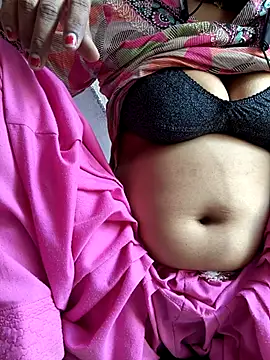 Love-pari077 online show from 11-05-25, 07:30