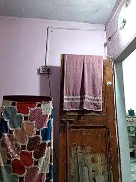 Snapshot of Love-pari077 chatting on 02-23-26, 01:14 Love-pari077 online show from 02-23-26, 01:14