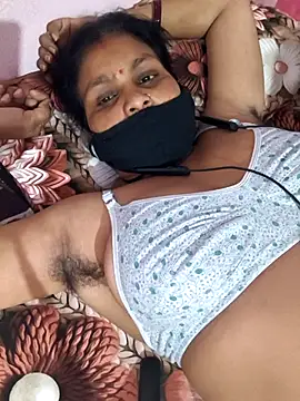 Snapshot of Love-pari077 chatting on 04-23-26, 03:25 Love-pari077 online show from 04-23-26, 03:25