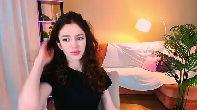 ChristinaConteeree online show from 10-03-25, 04:15