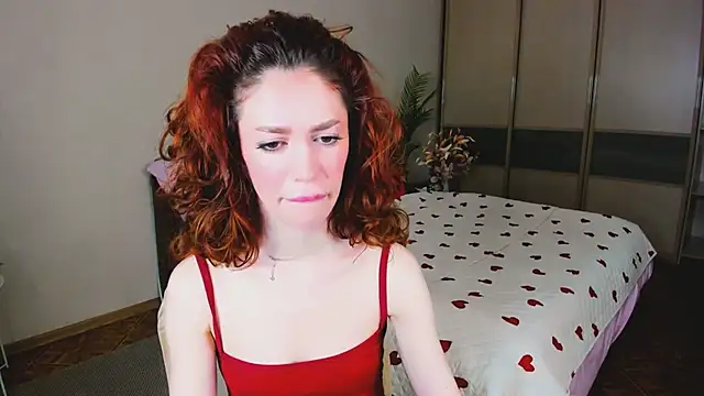 ChristinaConteeree online show from 04-12-26, 04:17