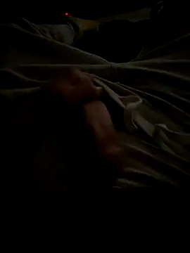 Snapshot of Frankieyyy1 chatting on 11-25-25, 12:43 Frankieyyy1 online show from 11-25-25, 12:43