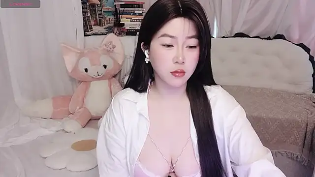 Emmaq996 online show from 04-26-26, 02:53