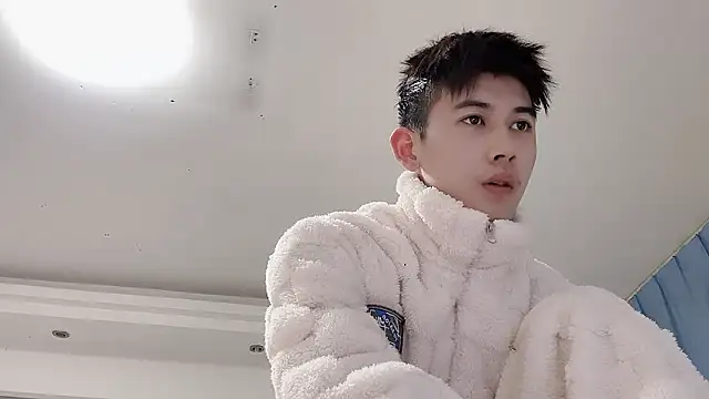 Snapshot of xiaojie2563 chatting on 01-15-26, 01:16 xiaojie2563 online show from 01-15-26, 01:16