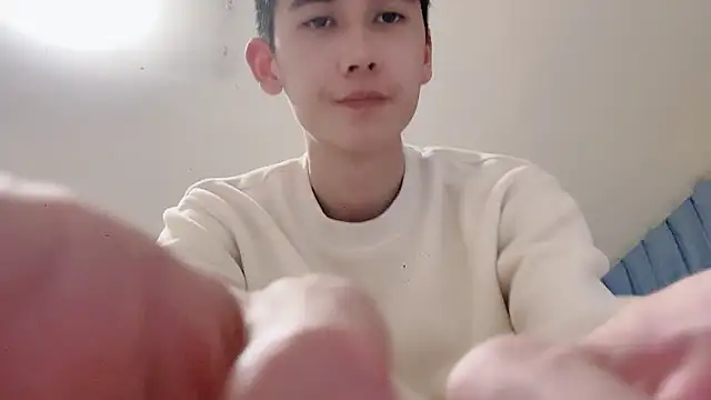 Snapshot of xiaojie2563 chatting on 02-25-26, 11:42 xiaojie2563 online show from 02-25-26, 11:42