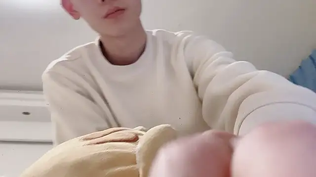 Snapshot of xiaojie2563 chatting on 03-02-26, 04:03 xiaojie2563 online show from 03-02-26, 04:03