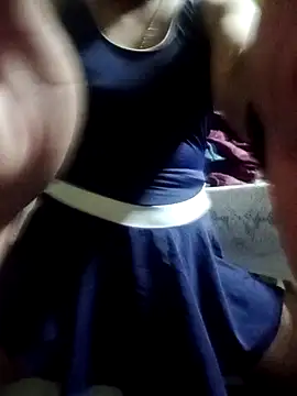 Snapshot of thekinglizard chatting on 12-01-25, 06:18 thekinglizard online show from 12-01-25, 06:18