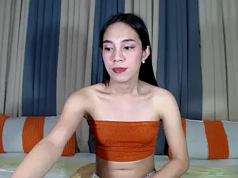 Jadehotcum online show from 12-16-25, 05:07