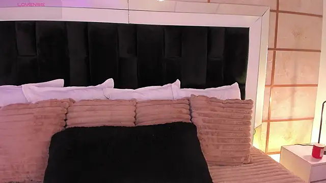 GretaVelvet online show from 04-01-26, 07:55