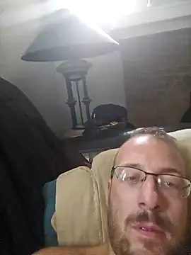 Snapshot of MEAT4urGRILL chatting on 10-13-25, 07:14 MEAT4urGRILL online show from 10-13-25, 07:14