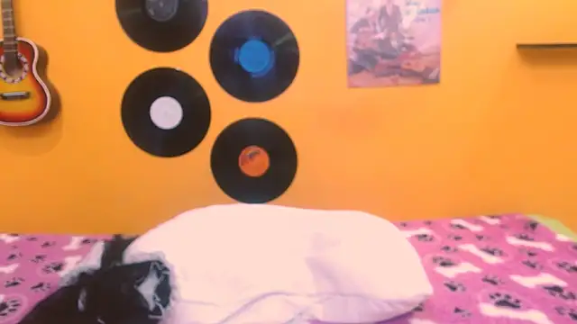 meisevil77 online show from 10-16-25, 01:39