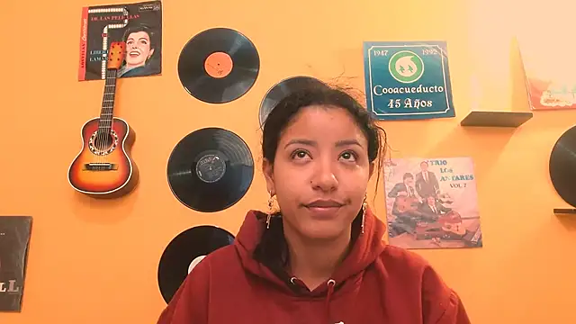 meisevil77 online show from 11-10-25, 03:16