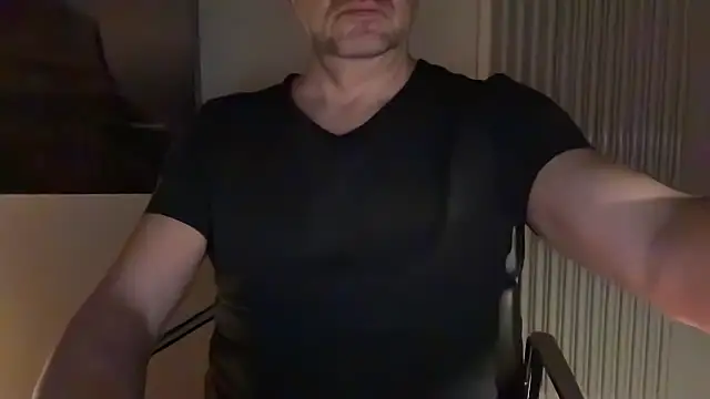 Snapshot of german9inch chatting on 02-21-25, 09:54 german9inch online show from 02-21-25, 09:54