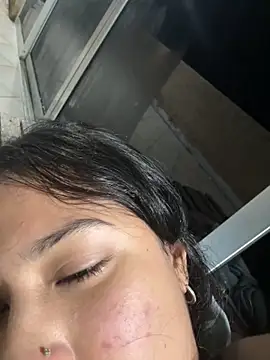 lynn9000 online show from 10-07-25, 04:53