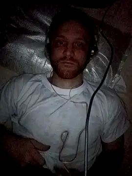 Snapshot of Zig97495 chatting on 11-11-25, 05:40 Zig97495 online show from 11-11-25, 05:40