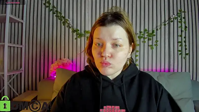 Michele Greenn online show from 02-01-26, 01:04