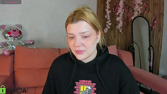 Michele Greenn online show from 03-27-26, 01:11