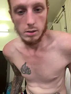 Snapshot of BIGxRED chatting on 09-18-25, 10:12 BIGxRED online show from 09-18-25, 10:12