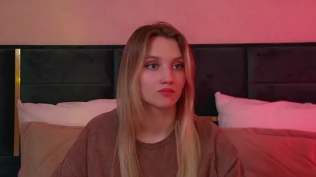 StacyEvances online show from 04-25-26, 06:27