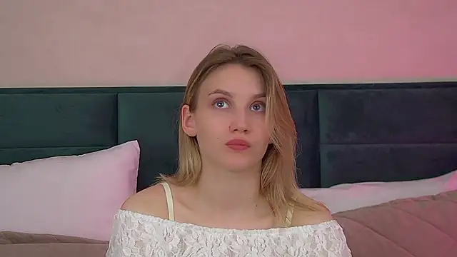 StacyEvances online show from 05-16-26, 06:17