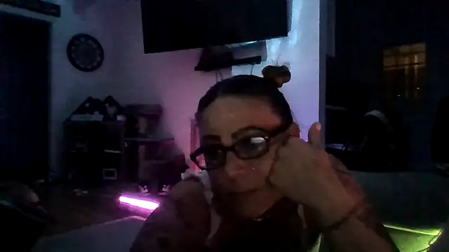 SparklesB1tch online show from 07-04-26, 11:27