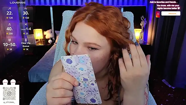 Snapshot of Clumsy_Nana chatting on 10-03-25, 06:38 Clumsy Nana online show from 10-03-25, 06:38