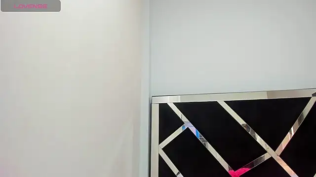 iisabella noa online show from 10-25-25, 01:51